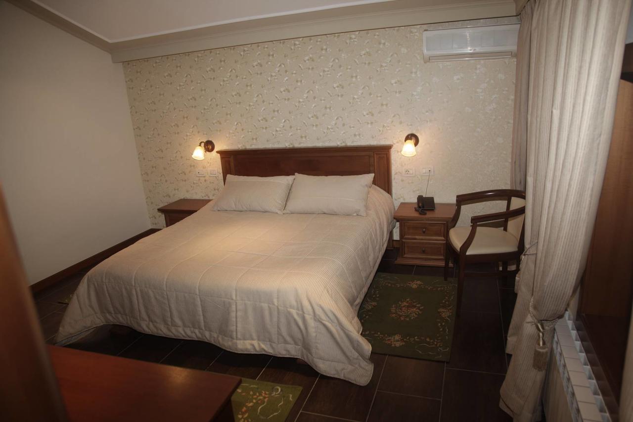 Vila Sigal Pogradec Bagian luar foto